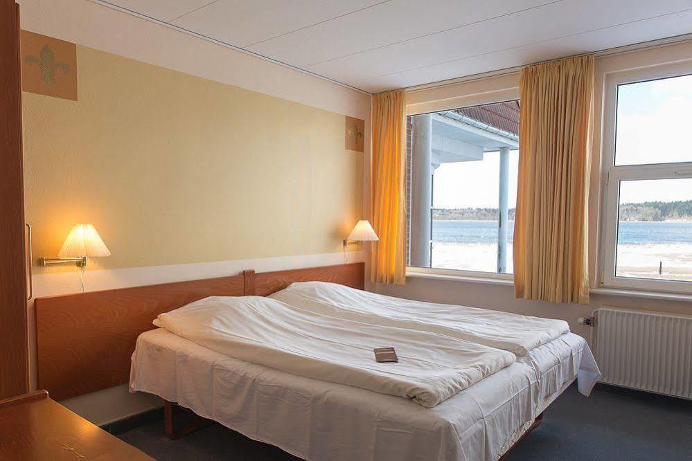 Hotel Pinenhus Glyngøre Esterno foto